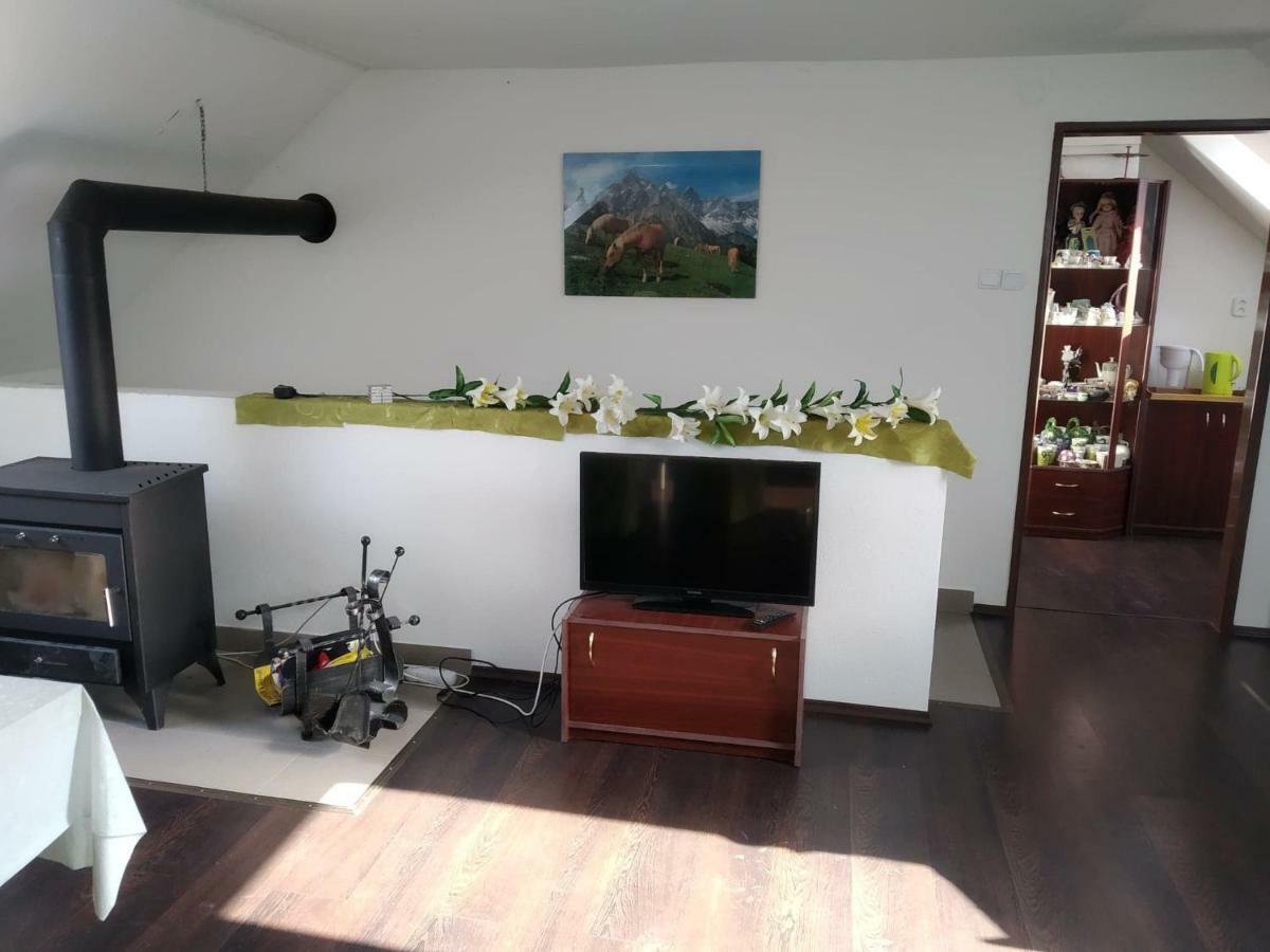 Apartman Gabika Na Zahori Appartement Malacky Buitenkant foto